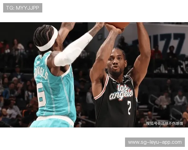 伦纳德中路跳投得手,快船迎来重要胜利