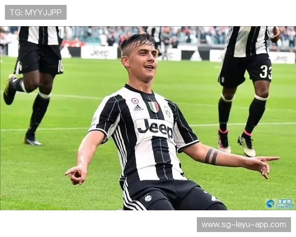 尤文图斯—迪巴拉左脚弧线球给守门员难题